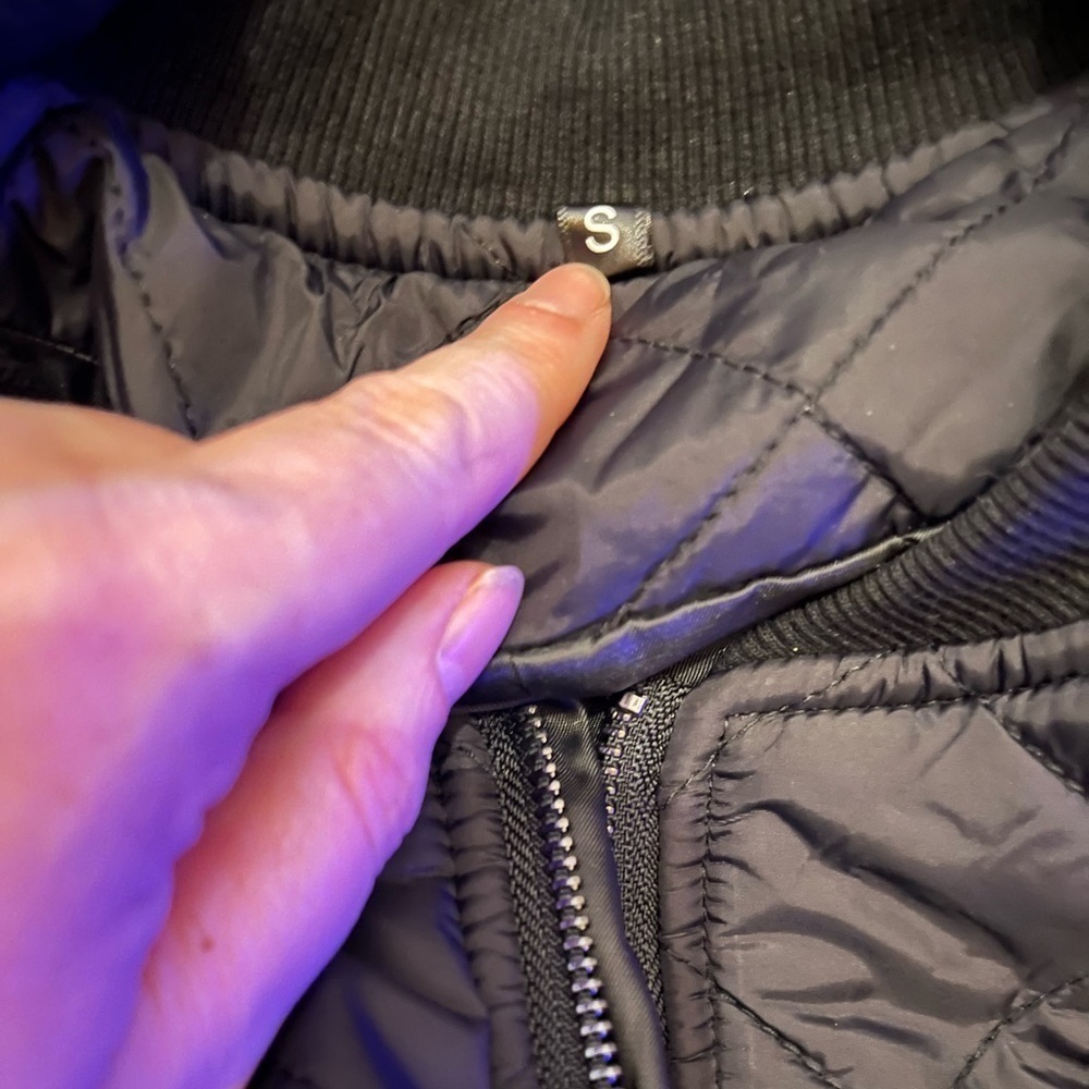 andy & natalie Quilted Bomber Jacket— NWOT - Picture 4 of 5